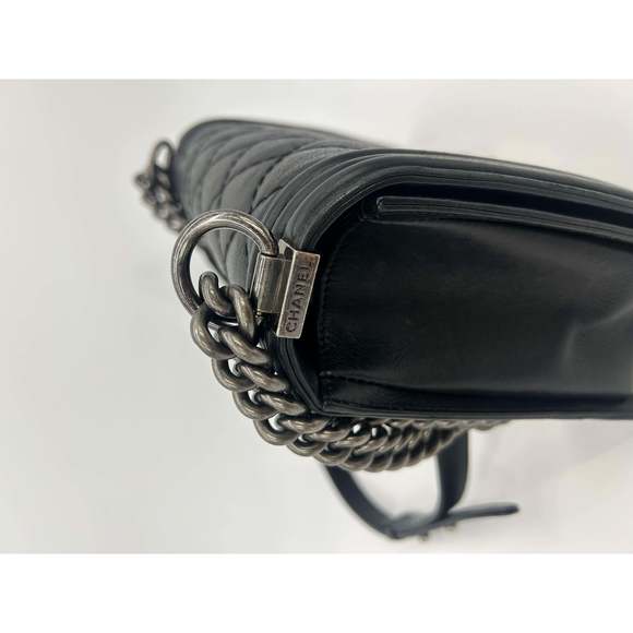 CHANEL Black Lambskin Quilted Medium Boy Bag - Picture 6 of 9